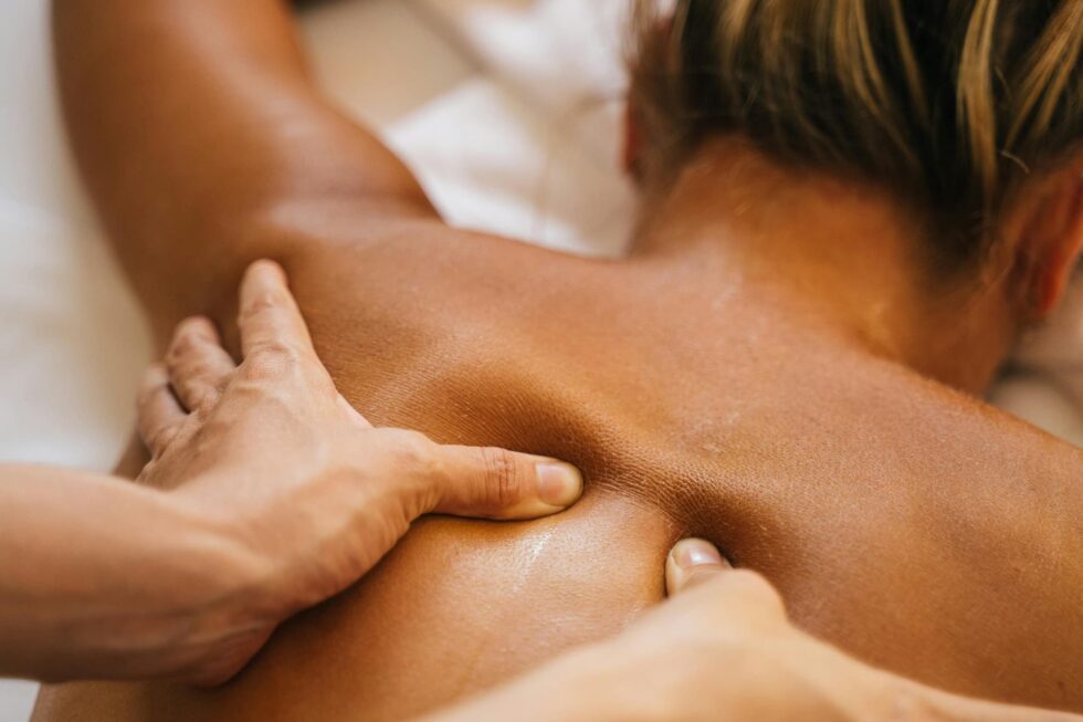 Maîtrisez l’art du massage bien-être : devenez un expert épanoui